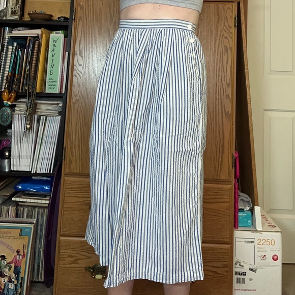 80s Striped Seersucker Skirt - Picture 3 of 11